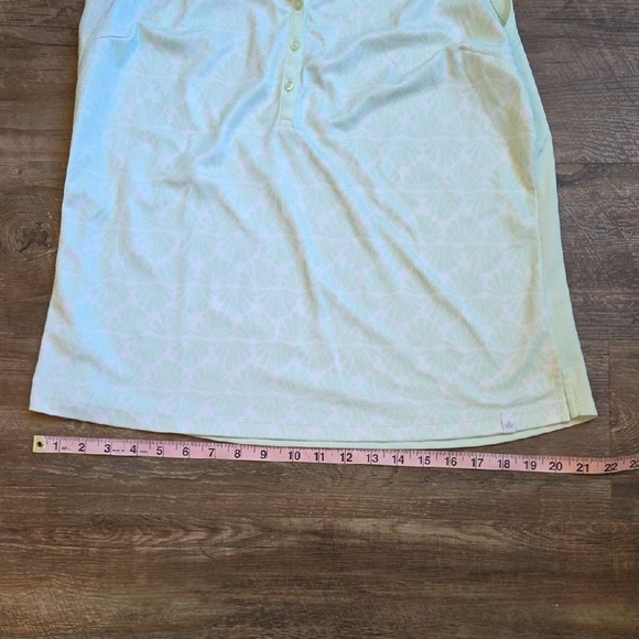 Lady Hagen Green Sleeveless Fitted Polo Tank Size Large With Shell Design - Picture 6 of 8